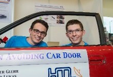 Projekt Collision Avoiding Car Door